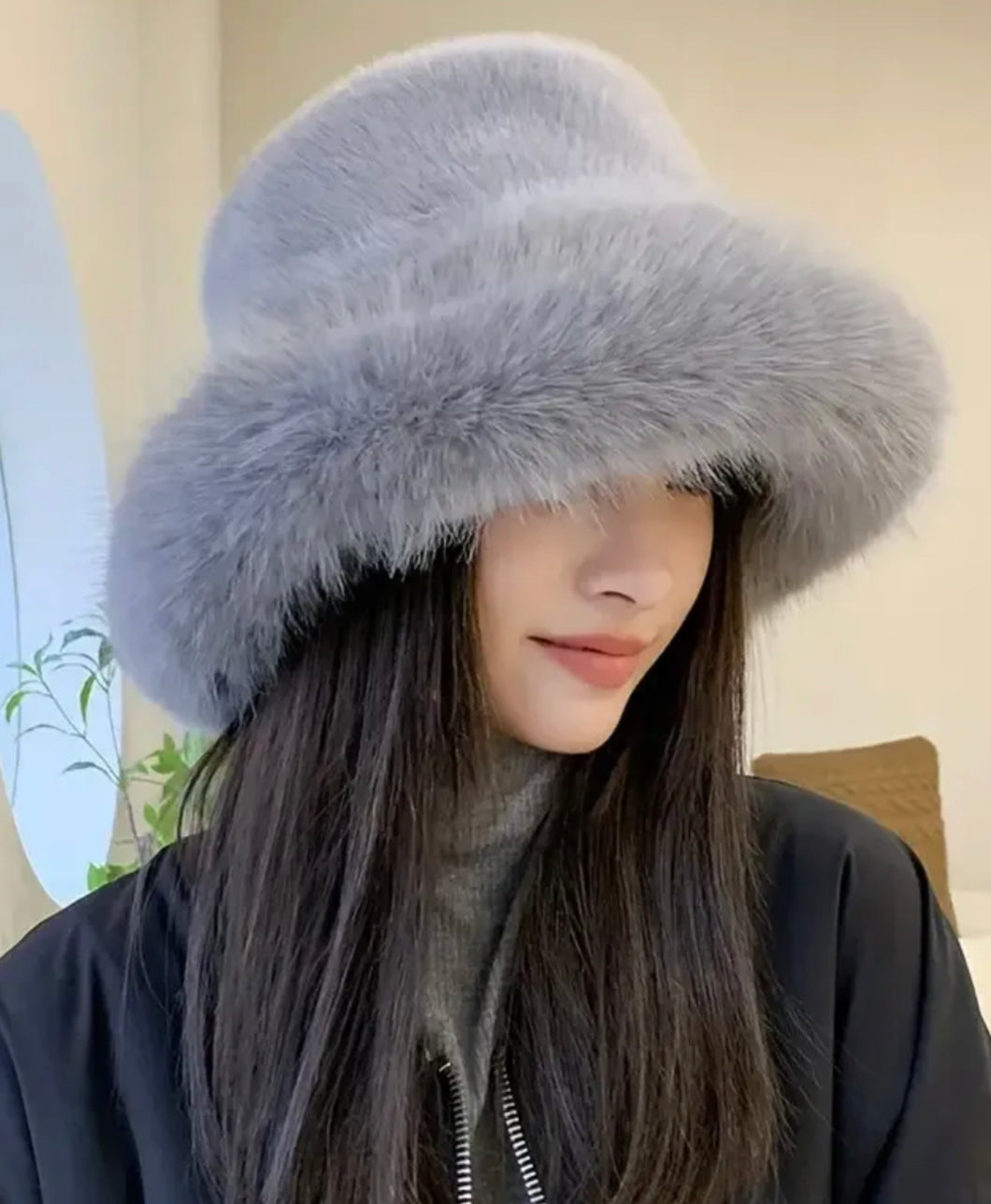 FABULOUS GREY HAT
